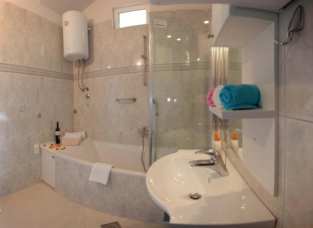Villa Stobreč 部屋 写真