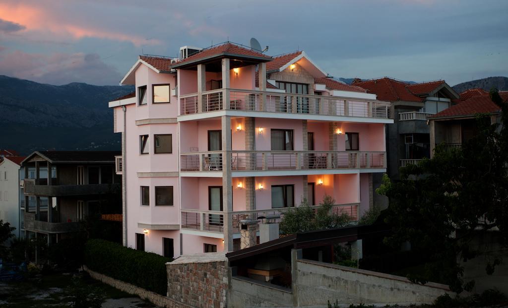 Villa Stobreč エクステリア 写真